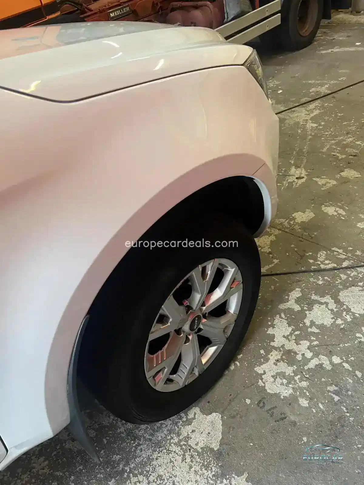 Double Cab 4WD LS