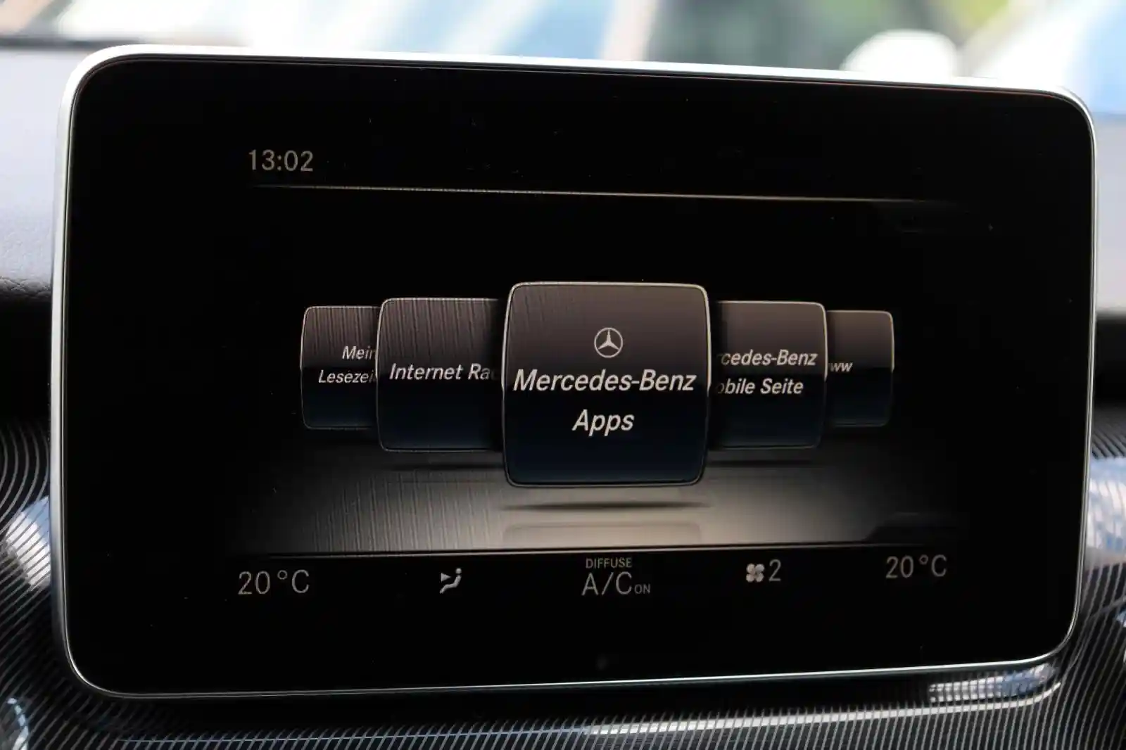 Mercedes-Benz V 220