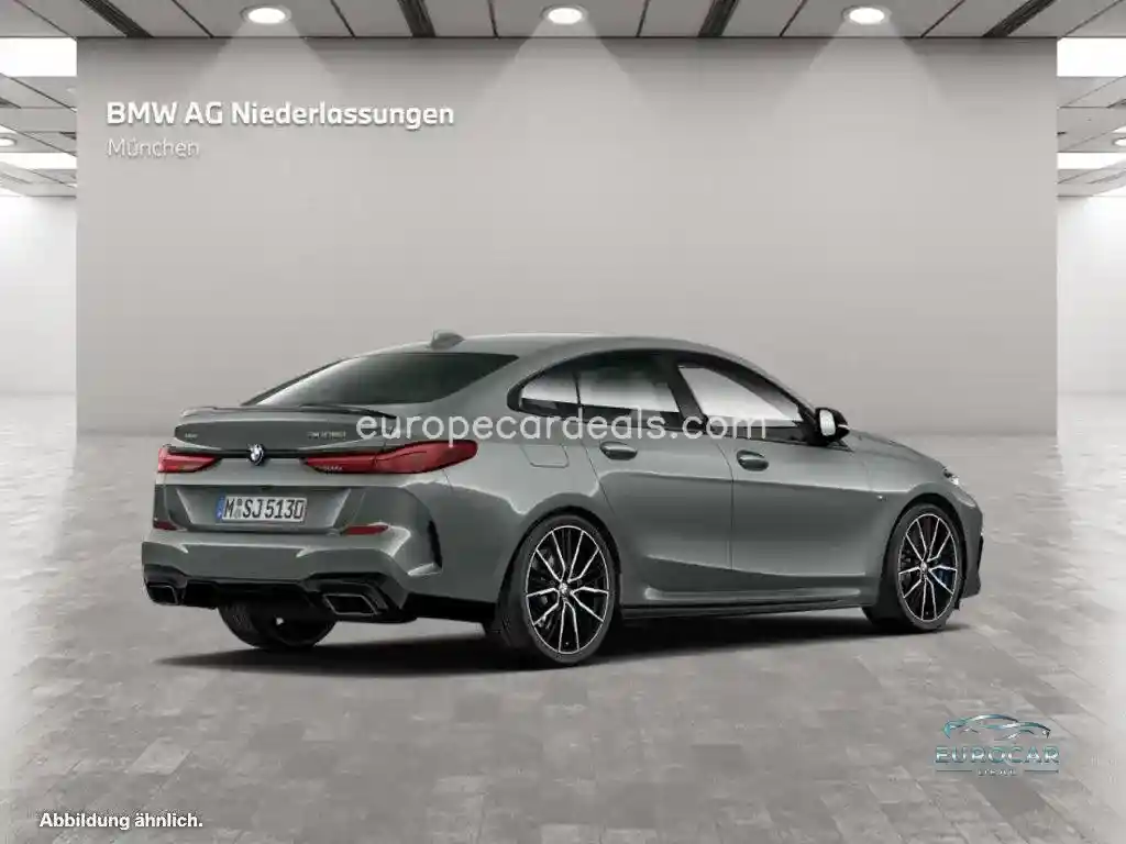 BMW M235