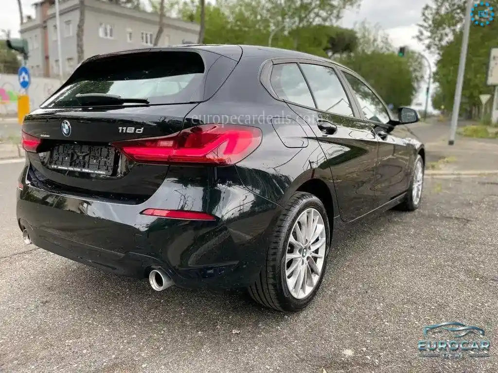 BMW 118