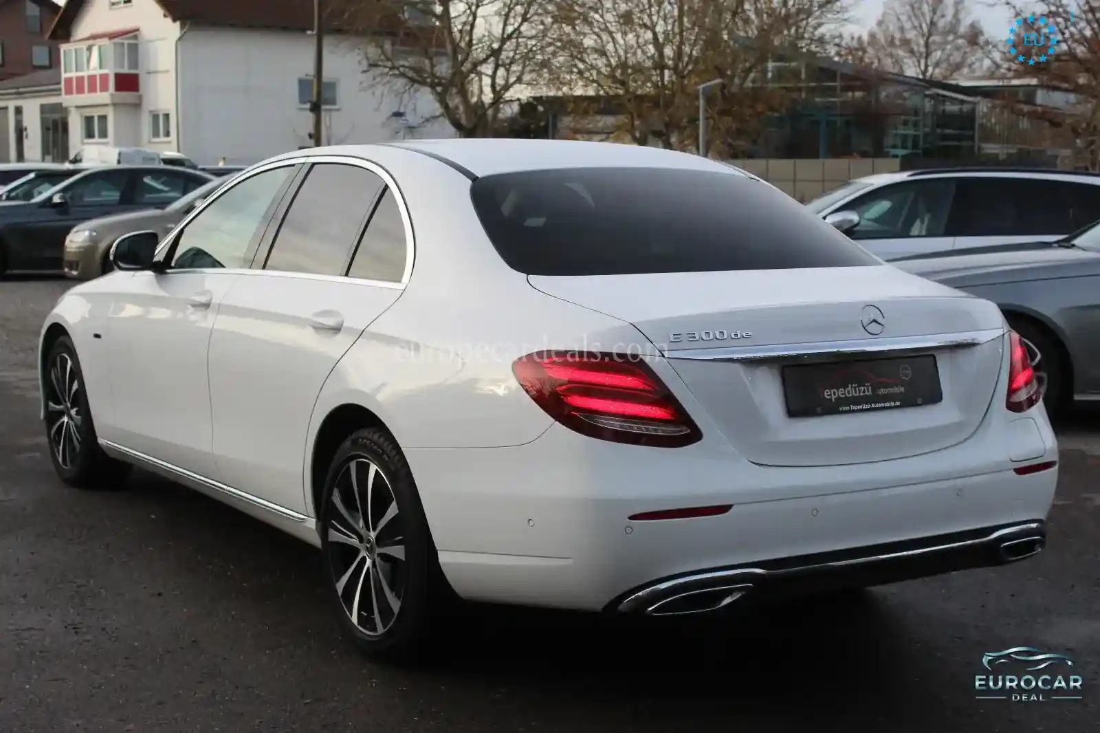 Mercedes-Benz E 300