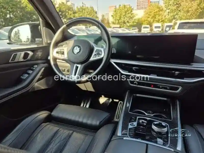 BMW X7 M60
