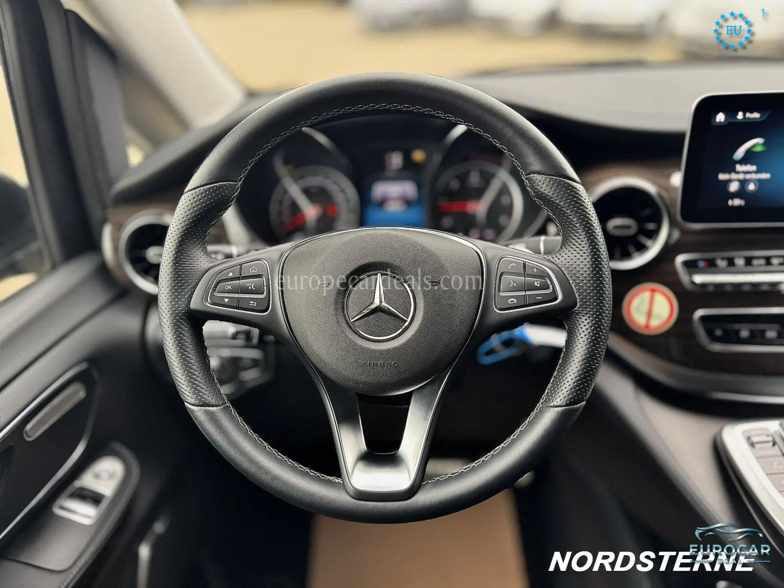 Mercedes-Benz V 220