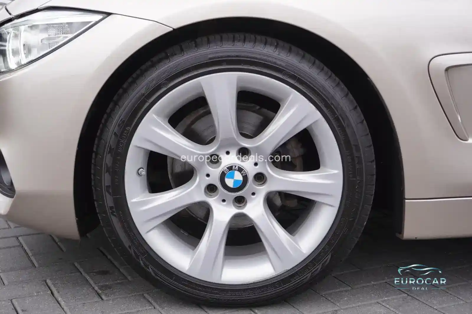 BMW 418