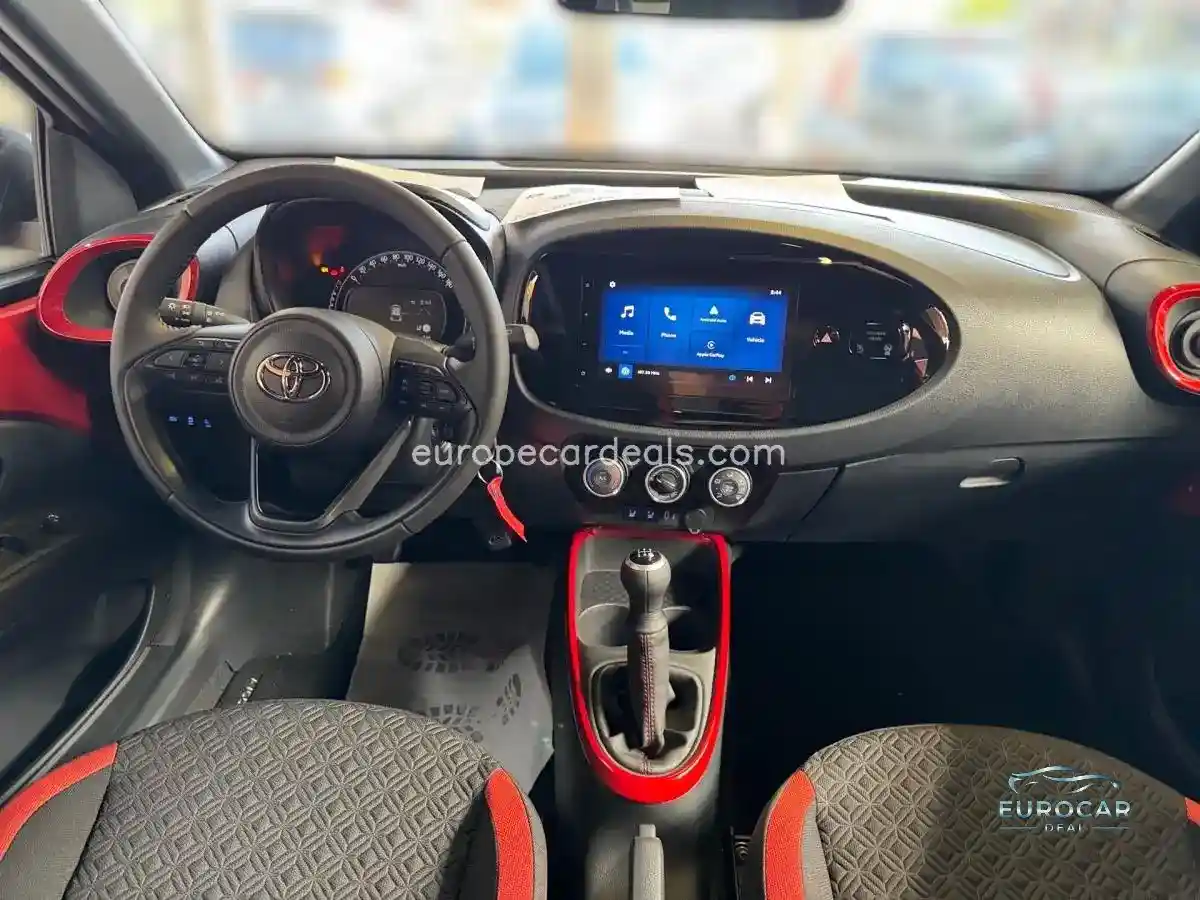 Toyota Aygo (X)