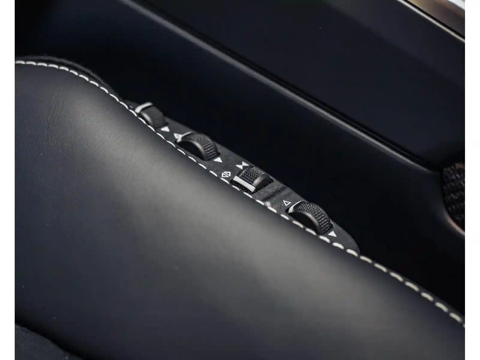 Mercedes-Benz G 500