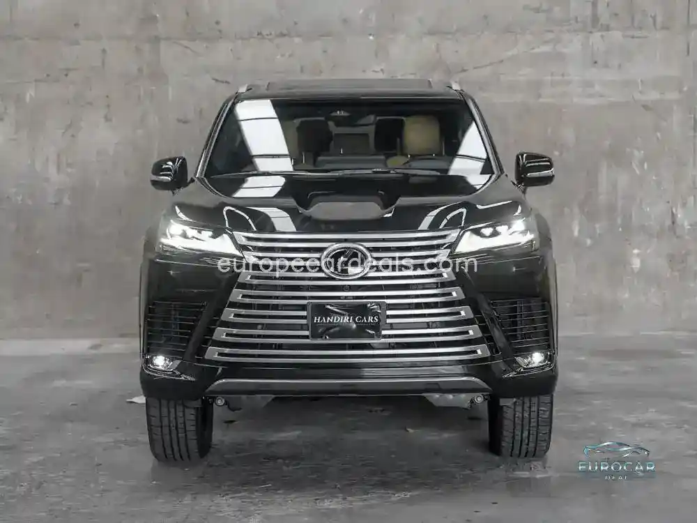 Lexus LX 700