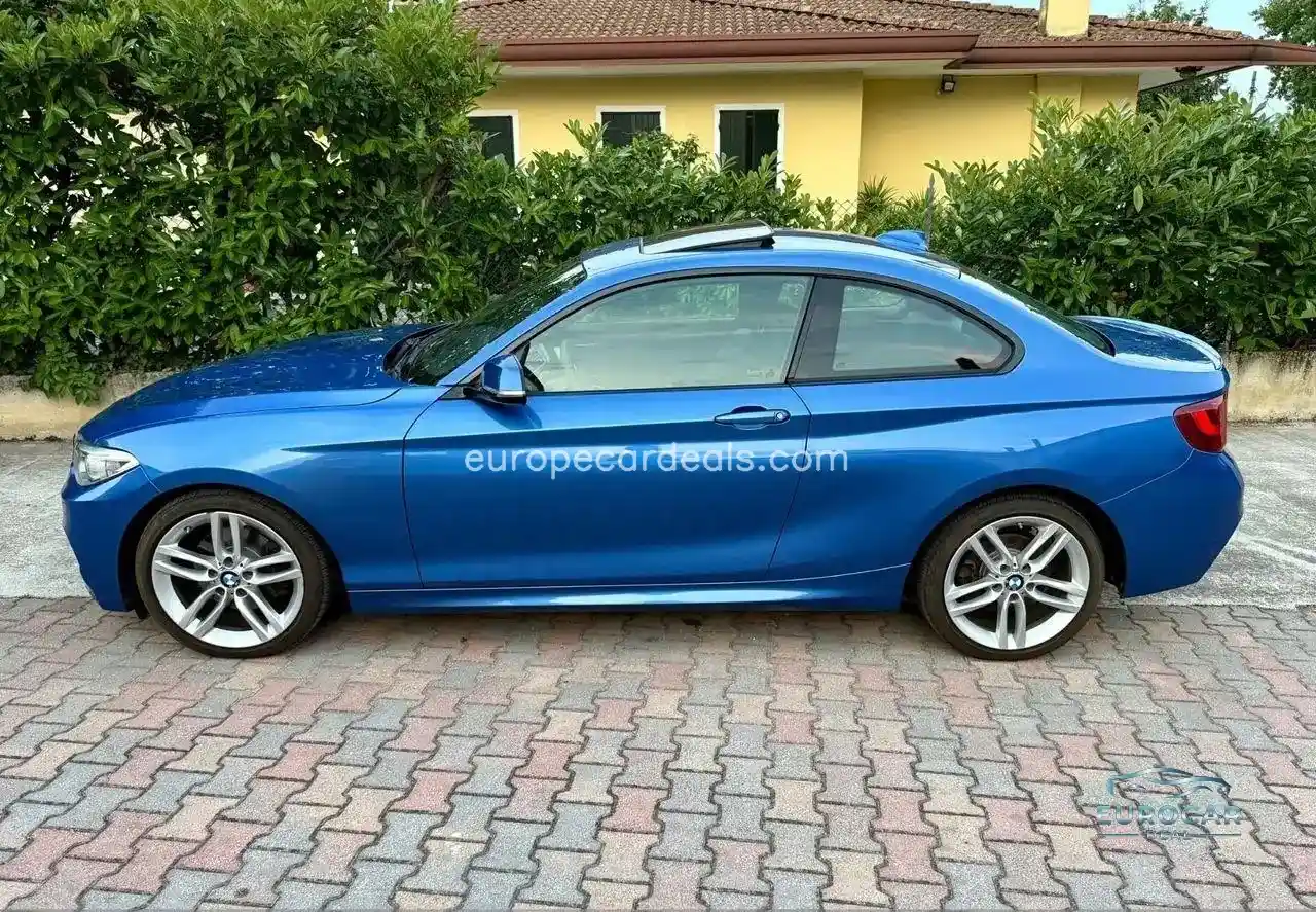 BMW 230