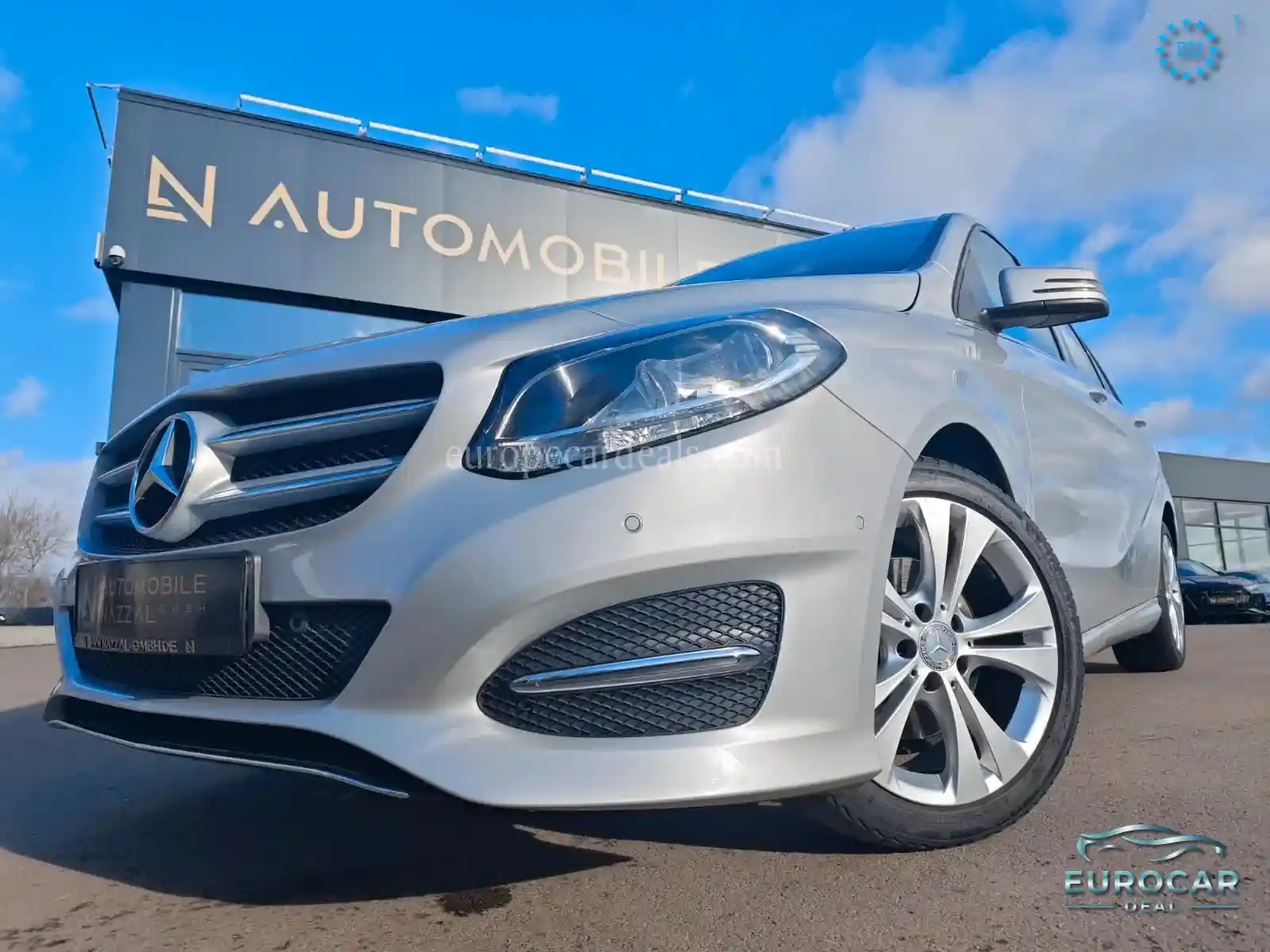 Mercedes-Benz B 180