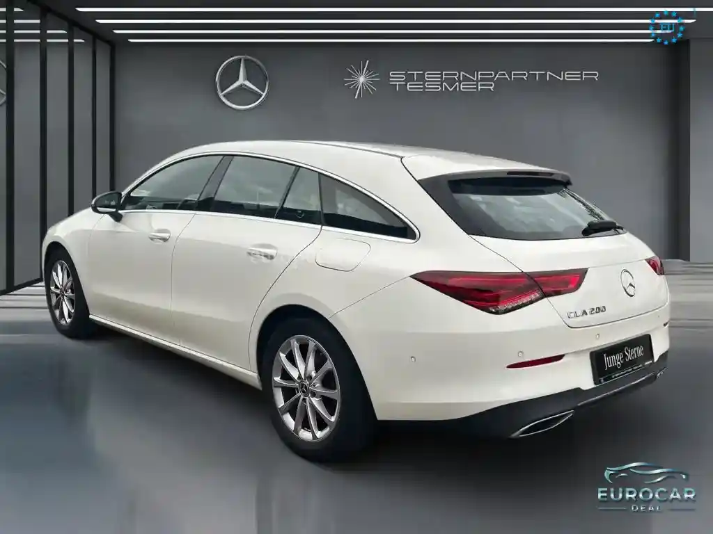 Mercedes-Benz CLA 200 Shooting Brake