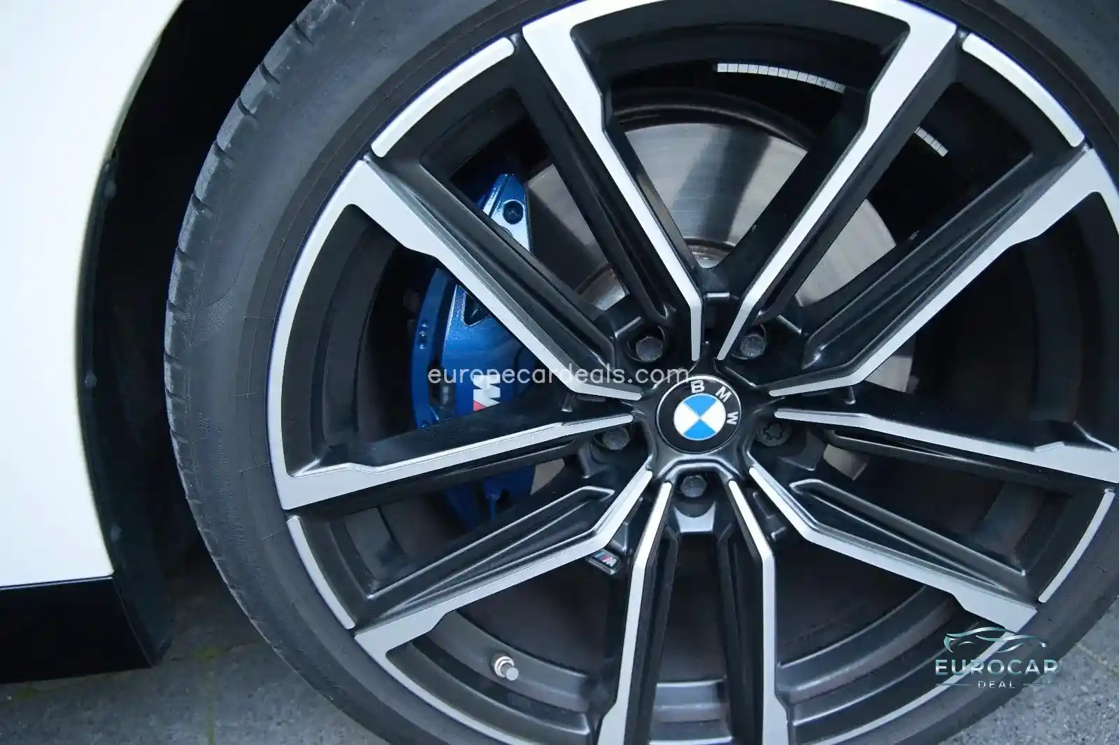 BMW M240i