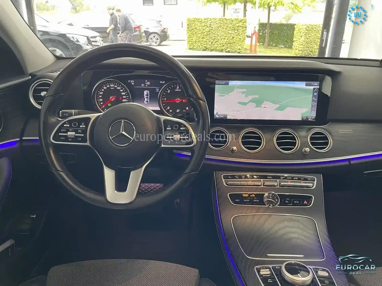 Mercedes-Benz E 220