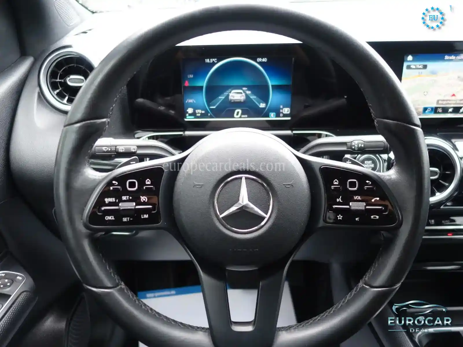 Mercedes-Benz B 180