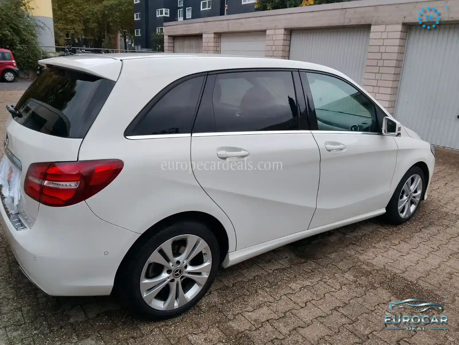 Mercedes-Benz B 200