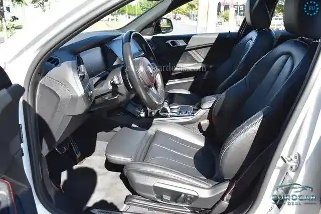 BMW 128