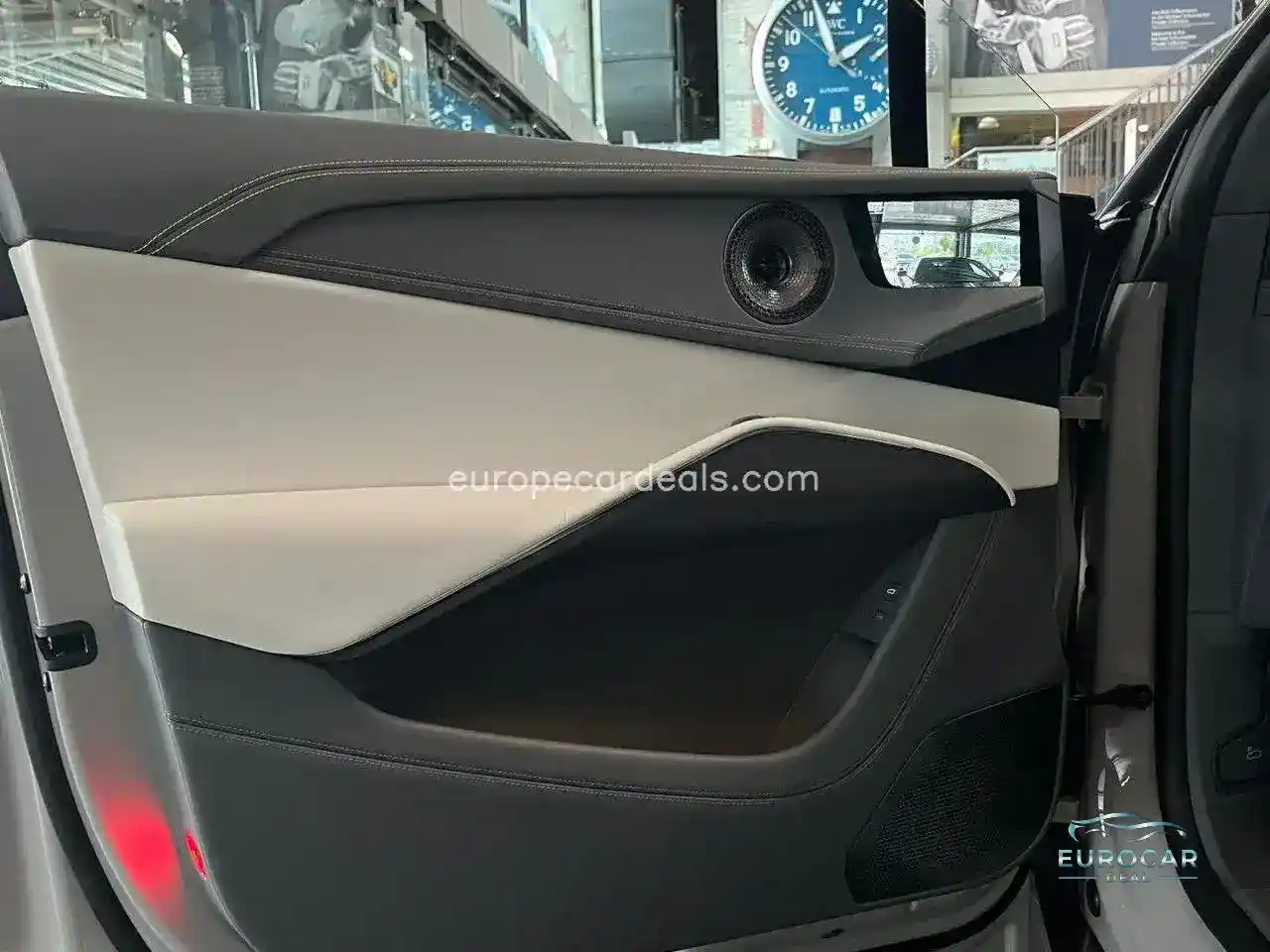 Lotus Eletre