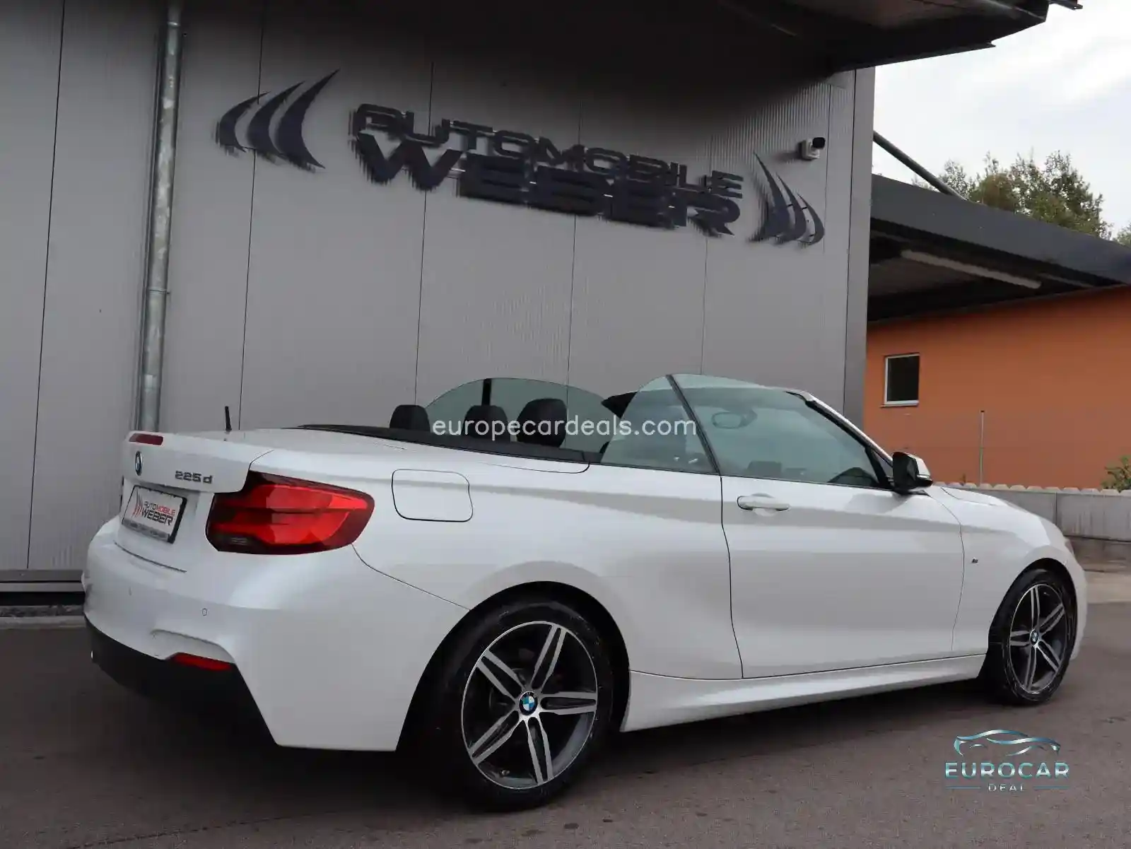 BMW 225