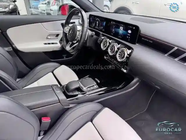 Mercedes-Benz A 35 AMG