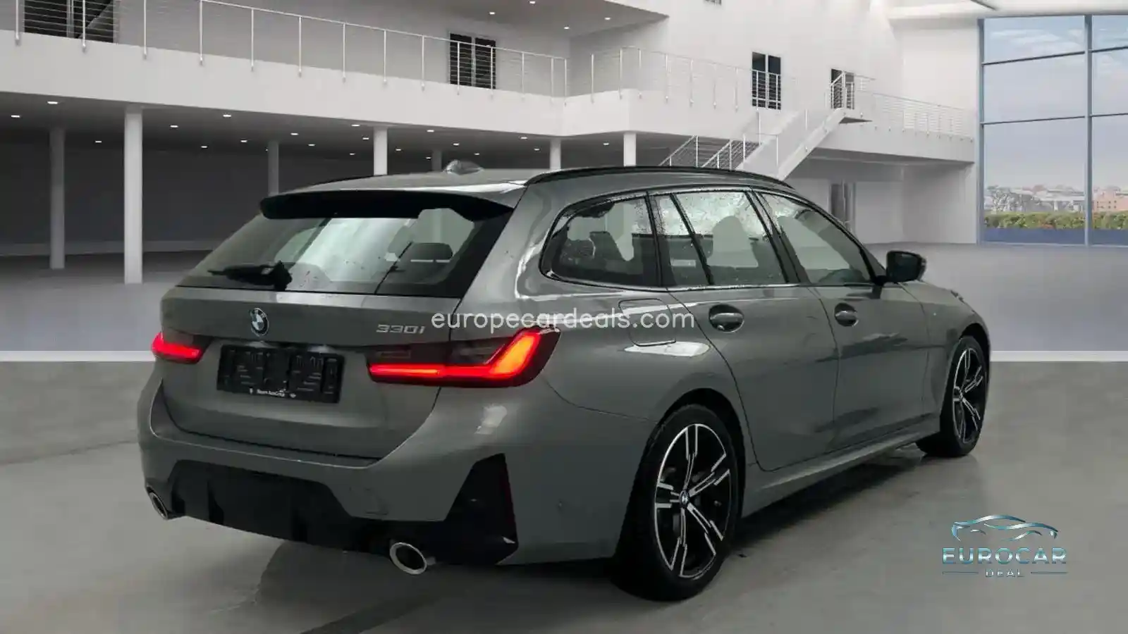 BMW 330