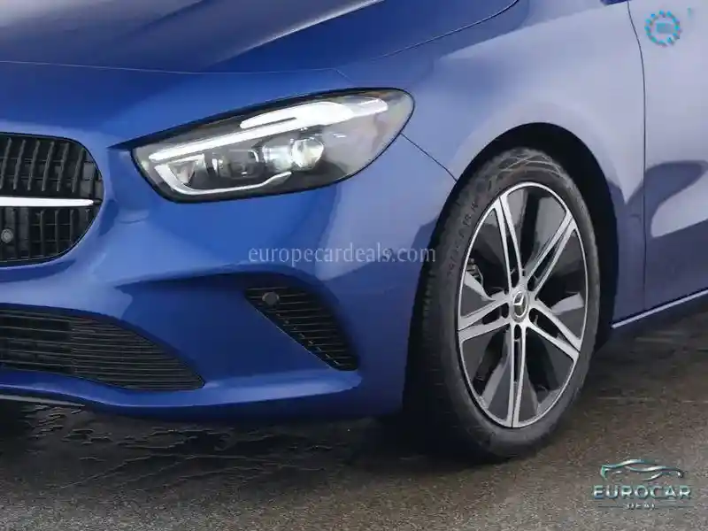 Mercedes-Benz B 220