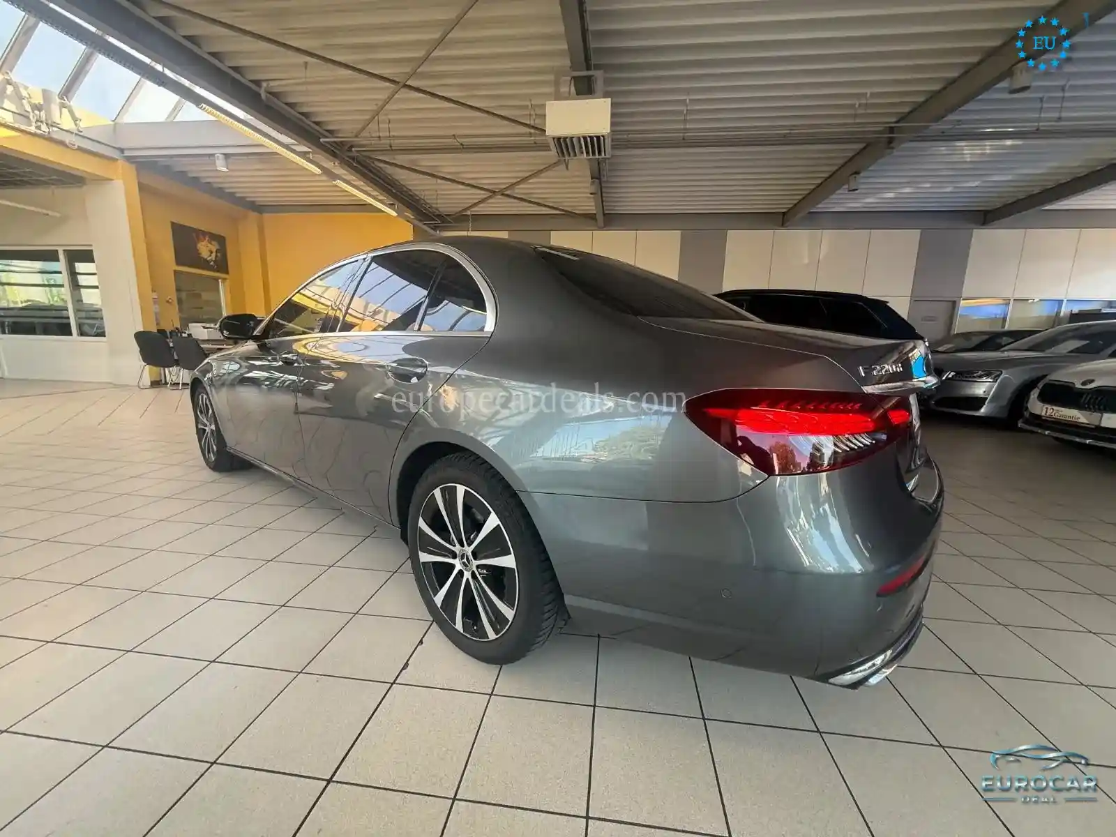 Mercedes-Benz E 220