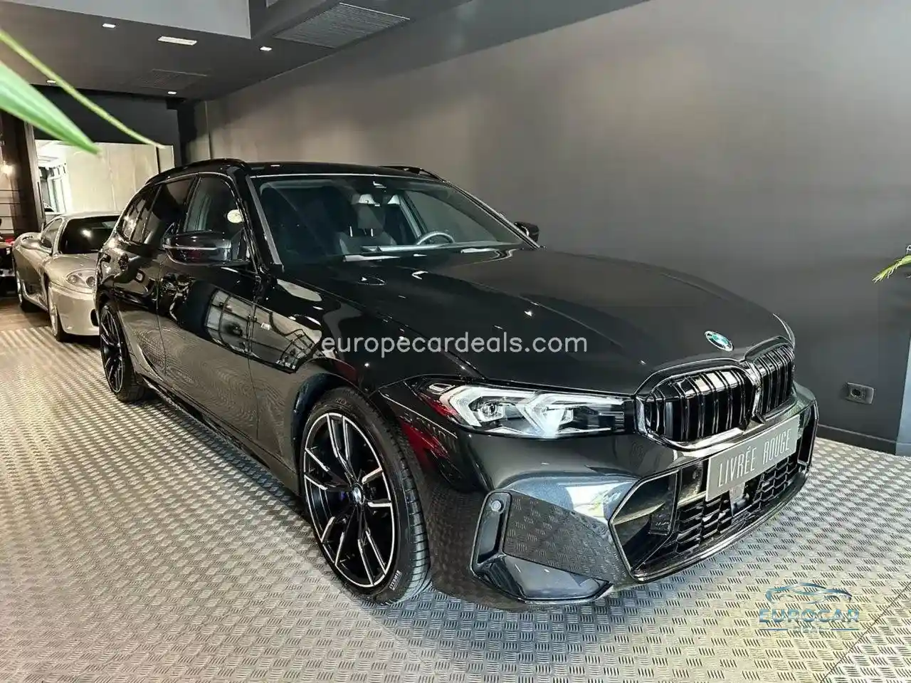 BMW 330