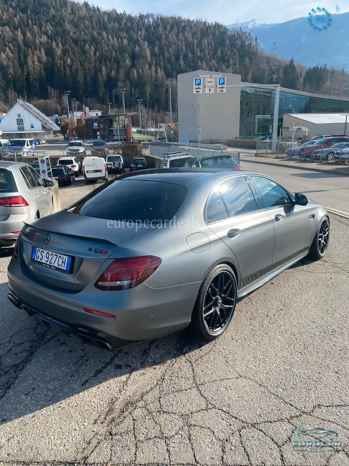 Mercedes-Benz E 63 AMG