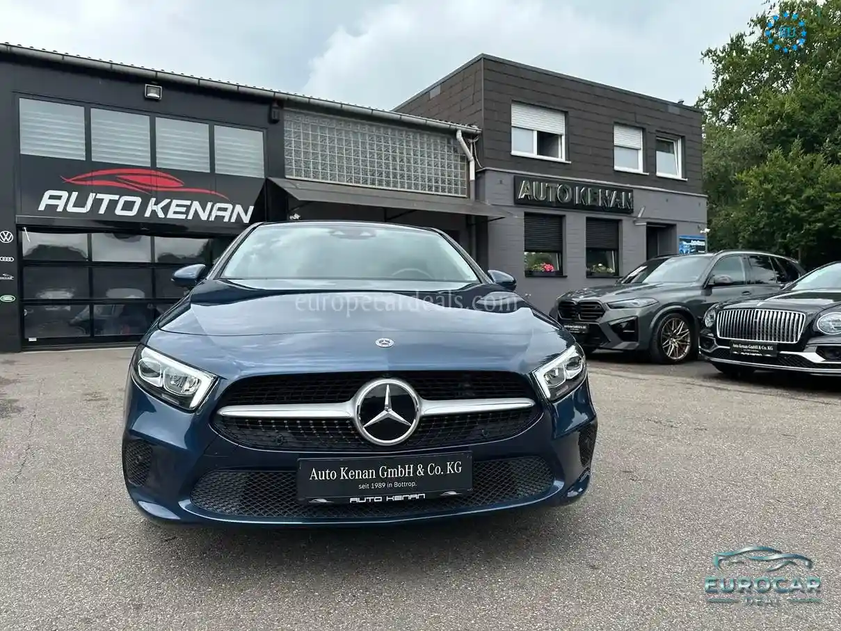 Mercedes-Benz A 200