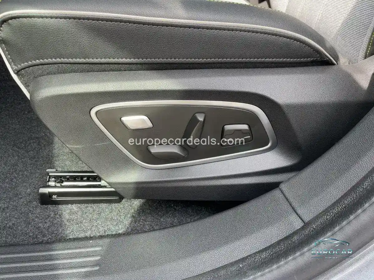 Renault Scenic E-TECH