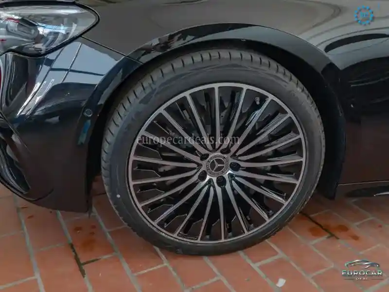 Mercedes-Benz E 200