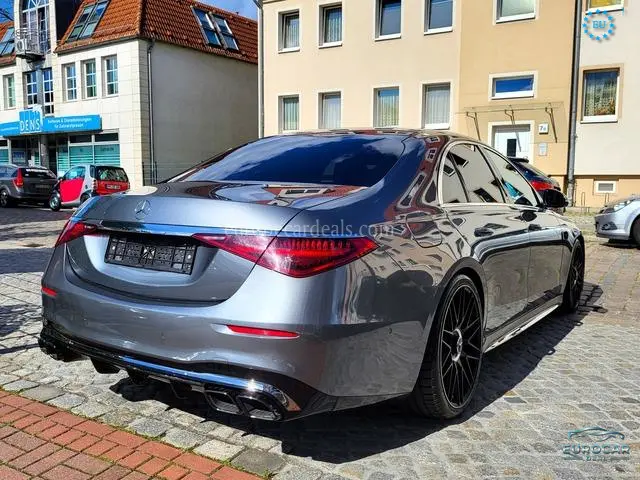 Mercedes-Benz S 400