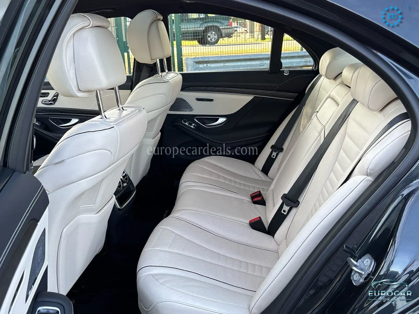 Mercedes-Benz S 400