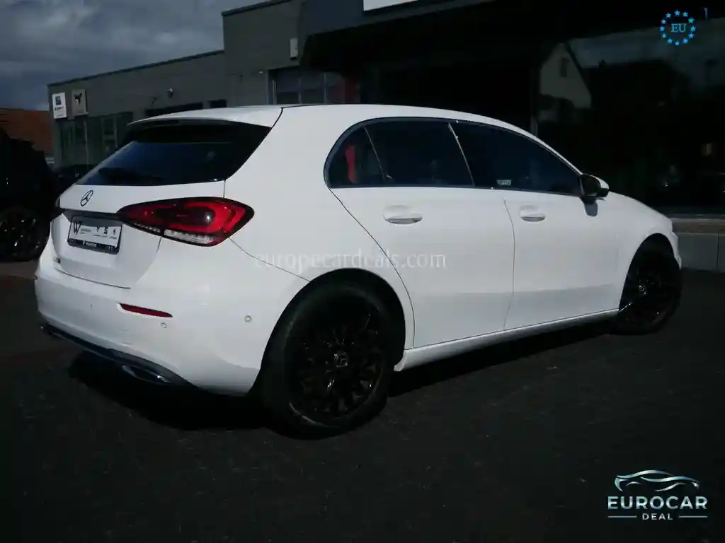 Mercedes-Benz A 220