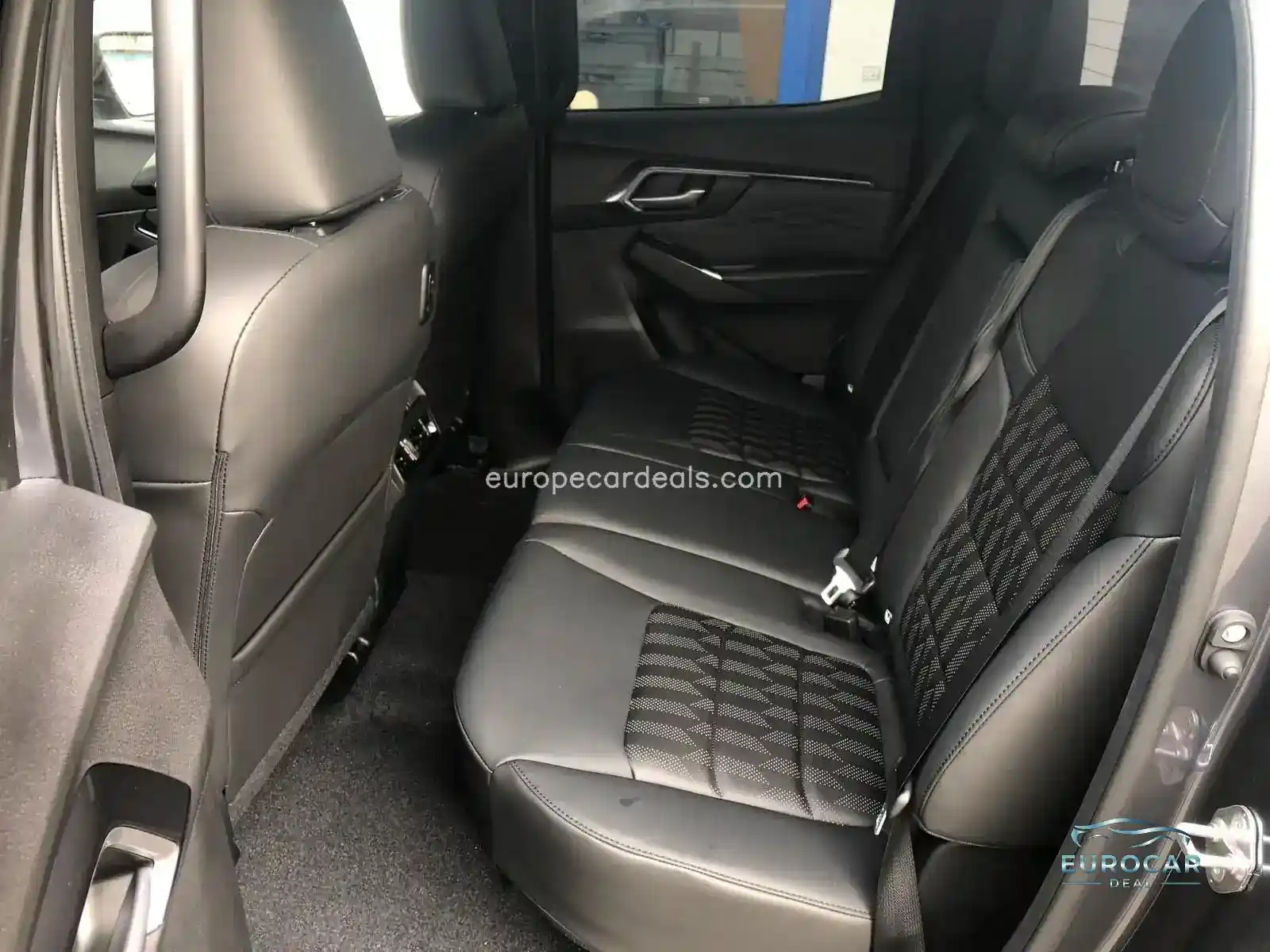 Double Cab V-Cross AT neues Modell+SOFORT+