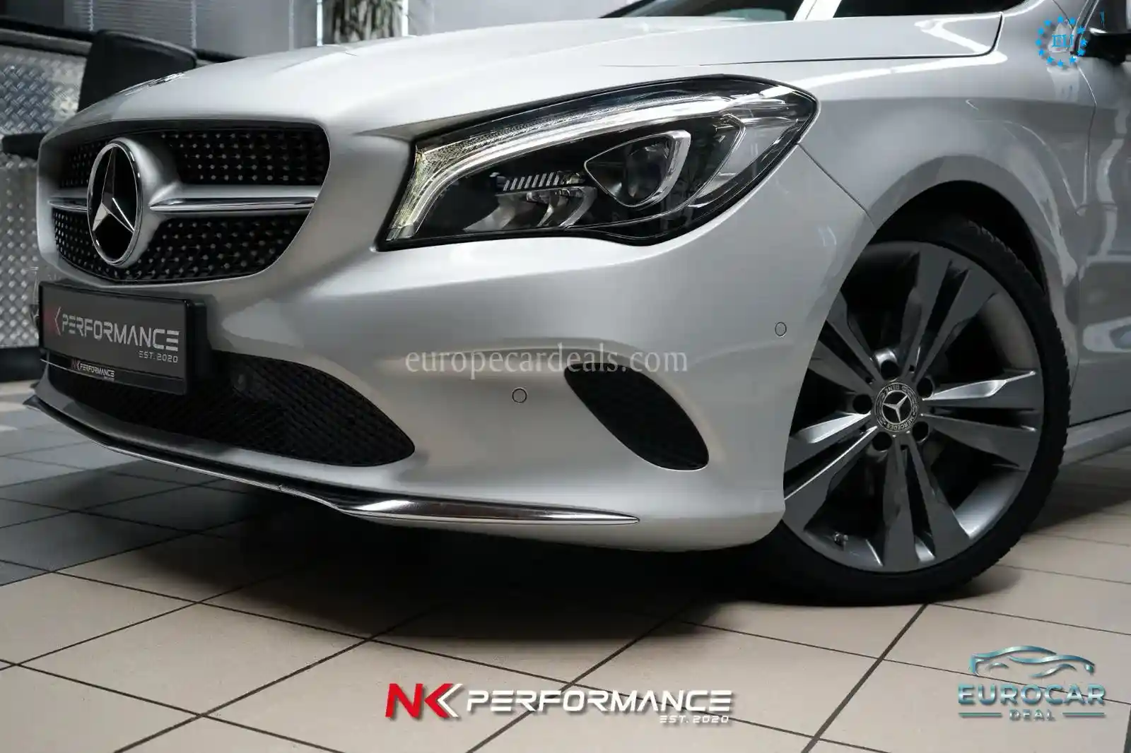 Mercedes-Benz CLA 200