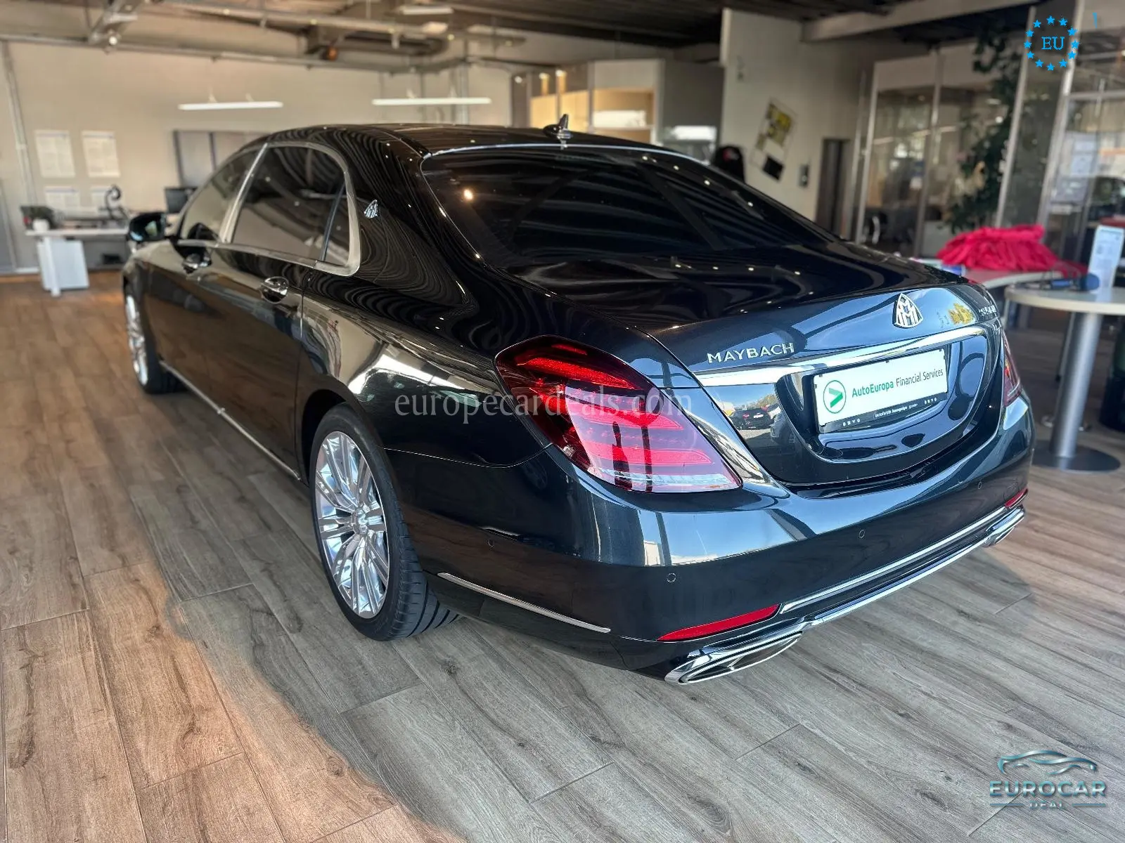 Mercedes-Benz S 560