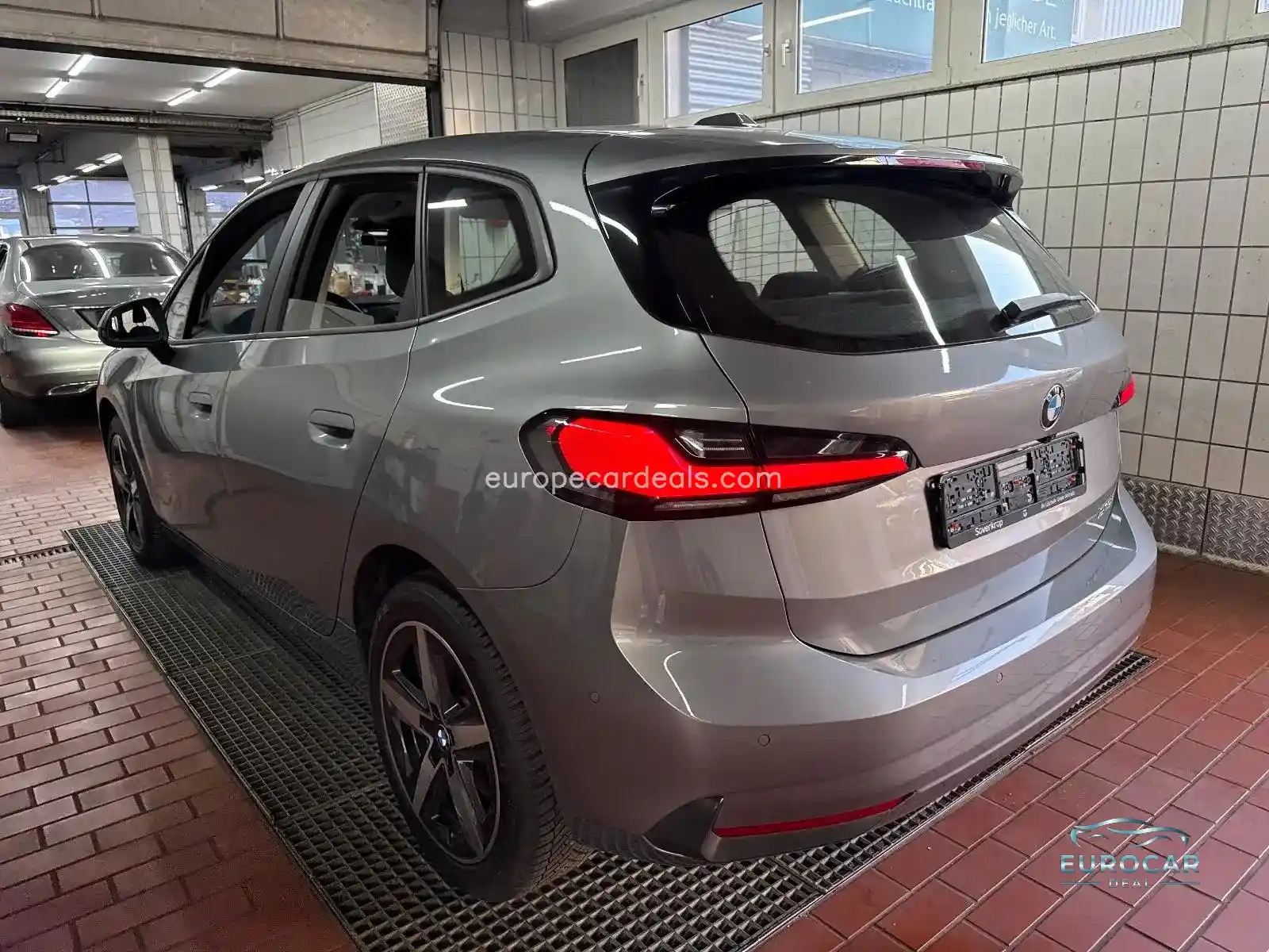 BMW 218