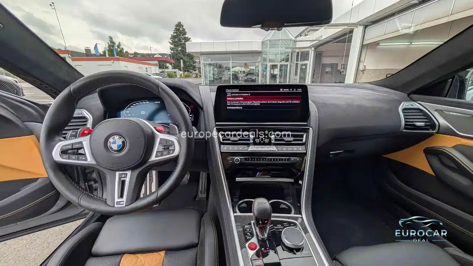BMW M8