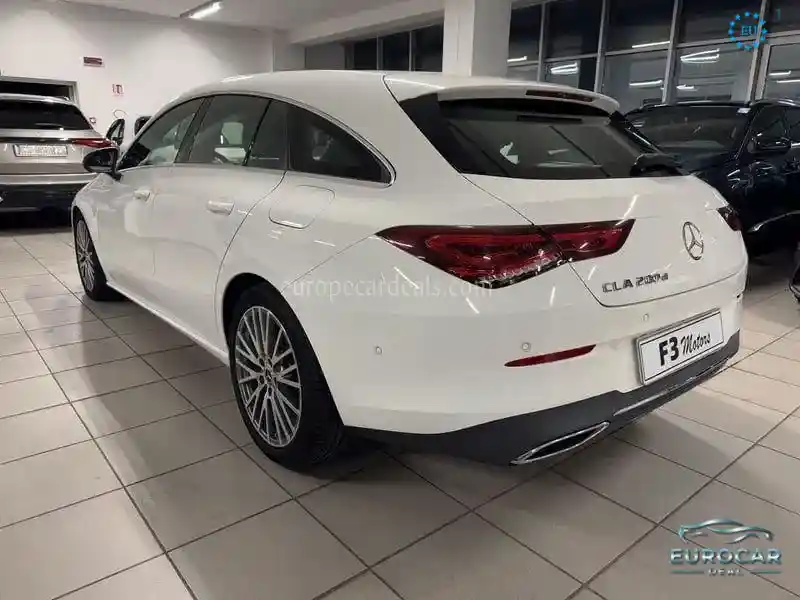 Mercedes-Benz CLA 200 Shooting Brake