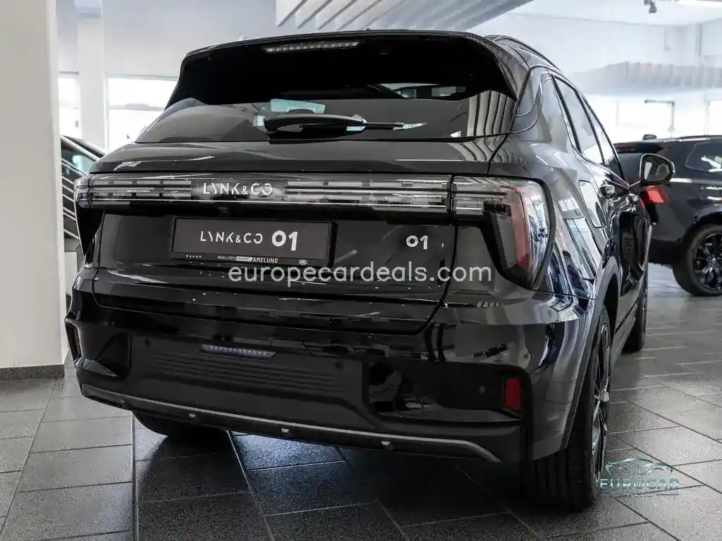 Lynk&Co 01