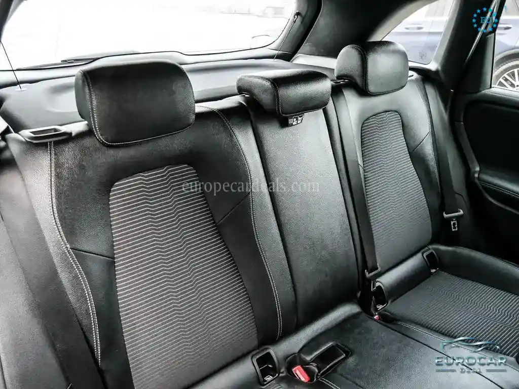 Mercedes-Benz B 220
