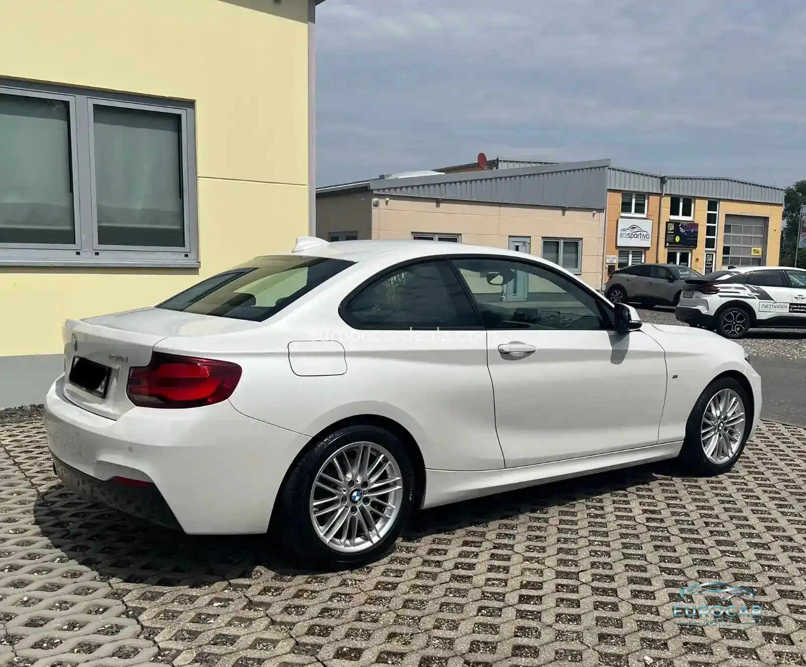 BMW 218