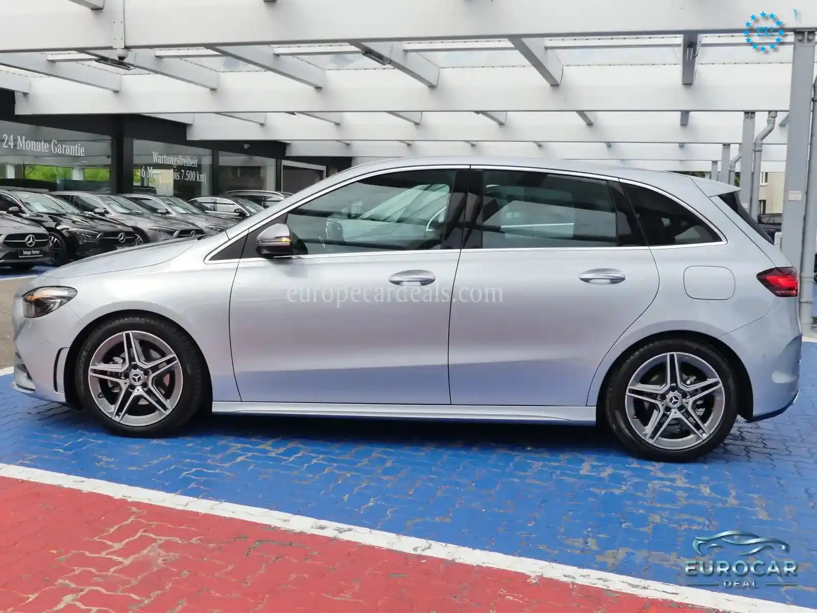 Mercedes-Benz B 180