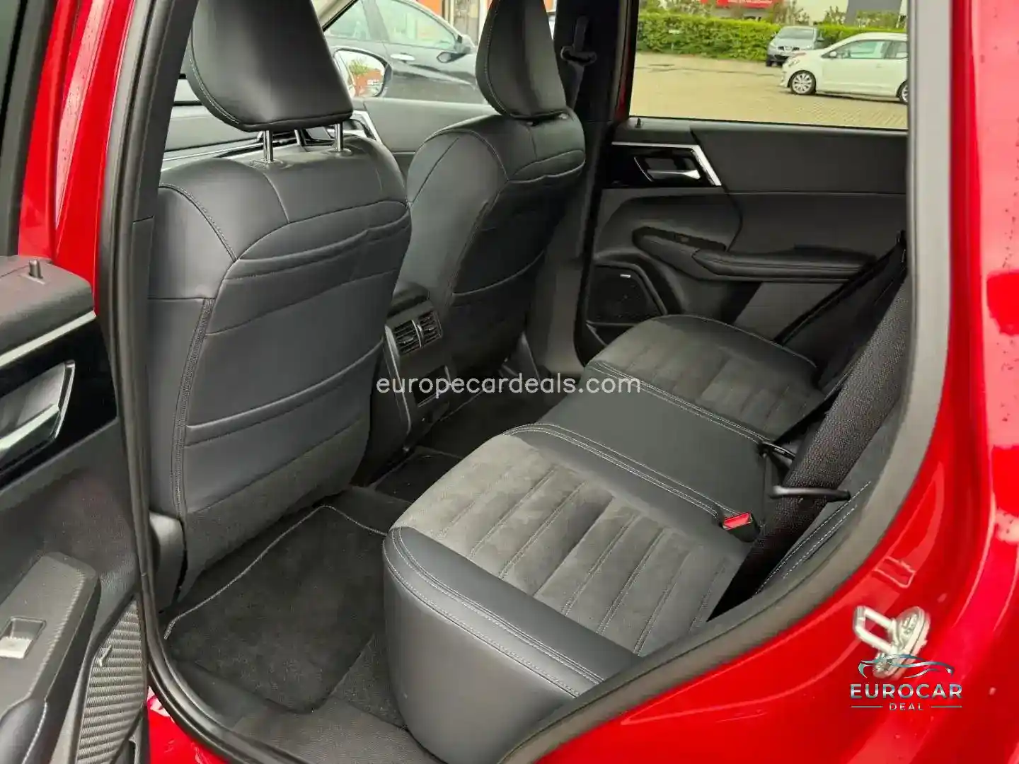 Mitsubishi Plug-in Hybrid Outlander