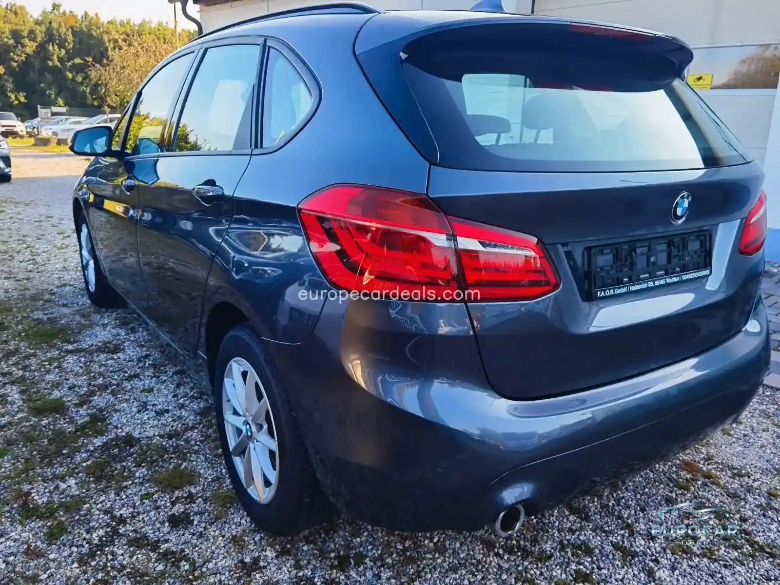 BMW 216
