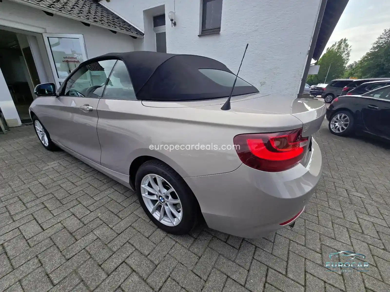 BMW 220