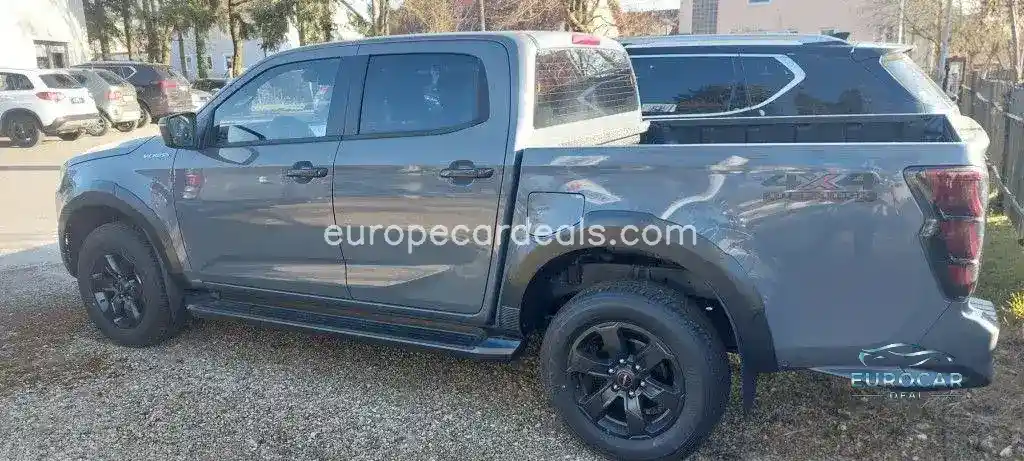 Double Cab 4WD Autm. V-Cross
