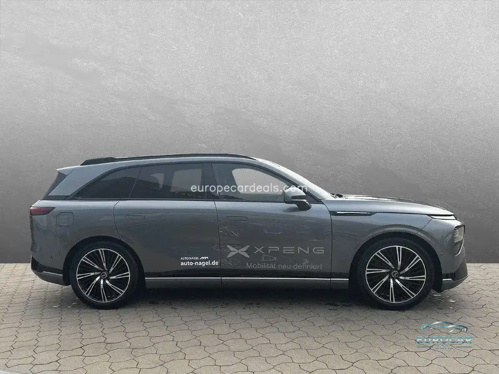XPENG G9