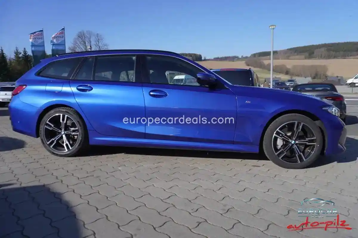 BMW 330