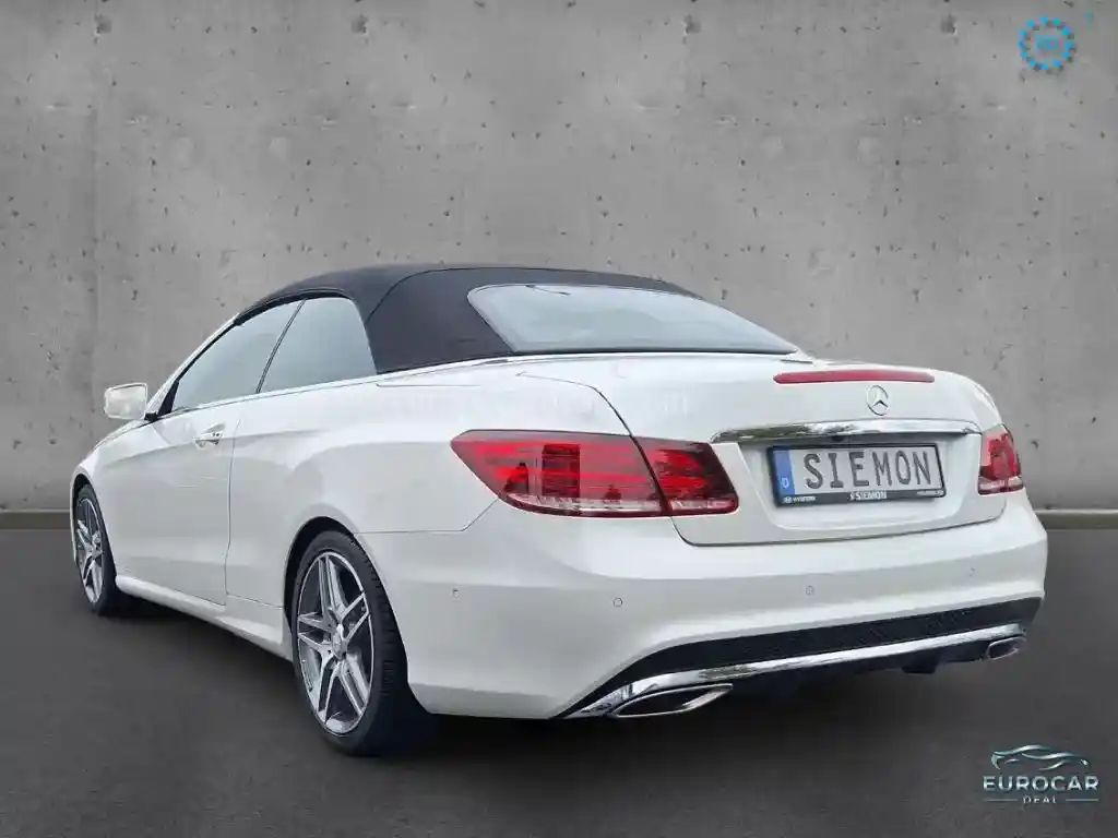 Mercedes-Benz E 320